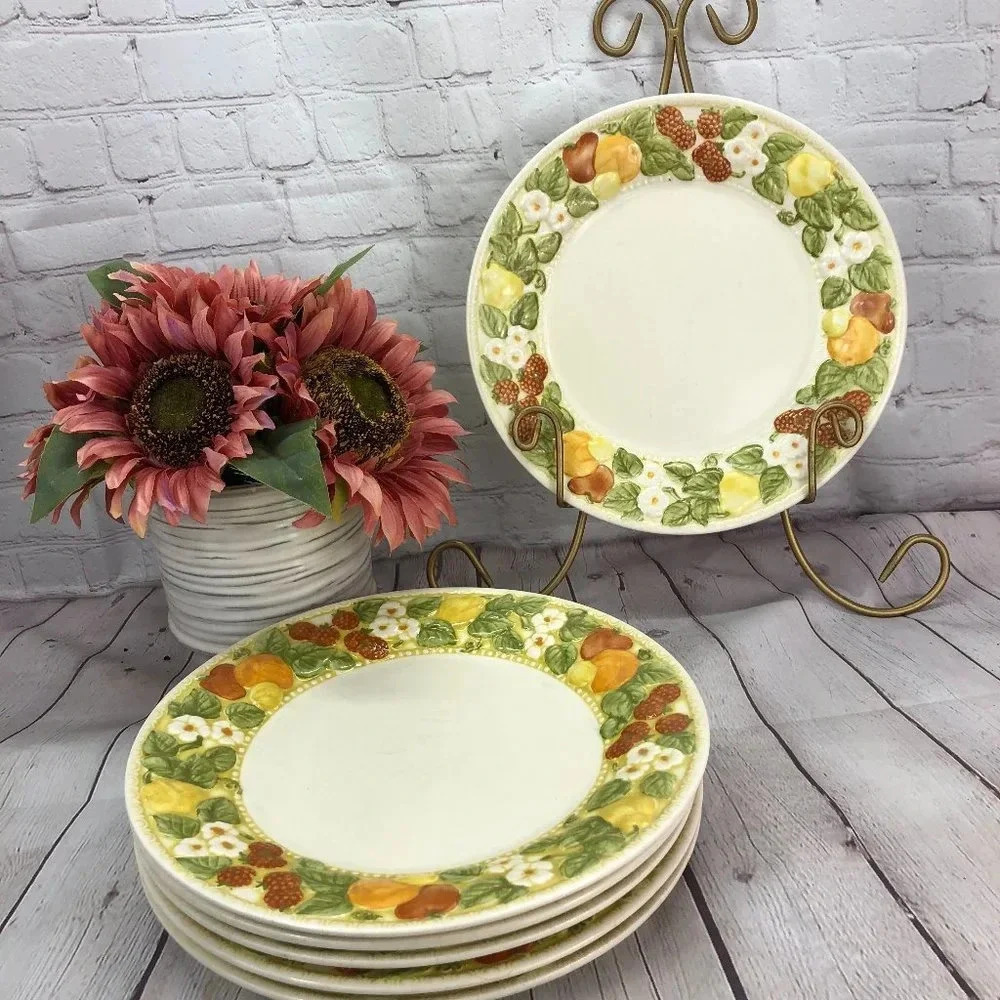 vintage Della Robbia by Metlox - Poppytrail - Vernon dinner plates set of two